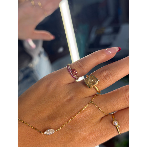 ‘Samia’ diamond micro pave pinky ring